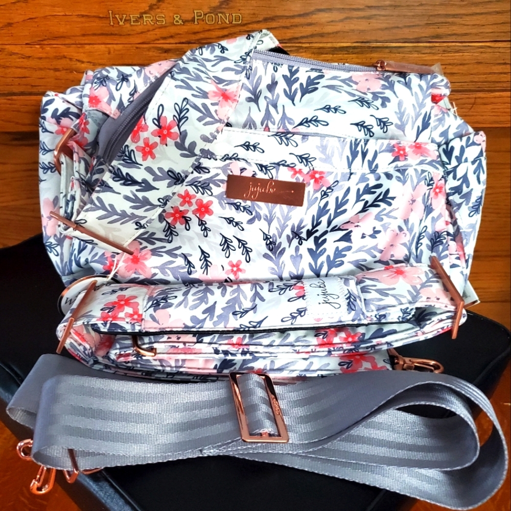 DONATED - NWTs JuJuBe Sakura Swirl Hobobe with 2 EXTRA straps